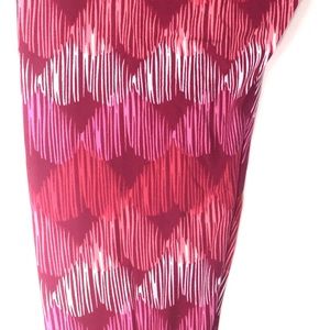 LULAROE VALENTINE LEGGINGS